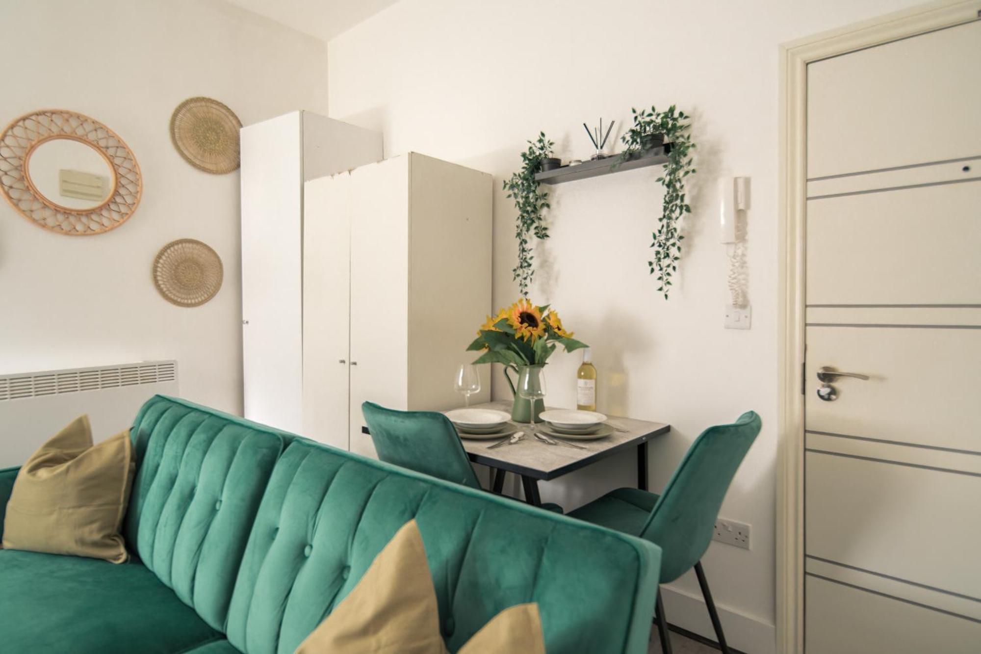 Studio Apartments London With Free Wifi Экстерьер фото